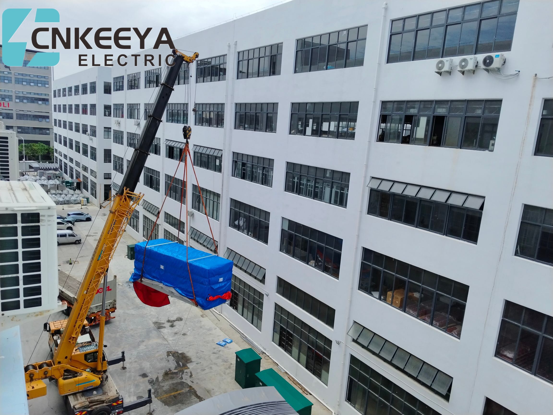 BÀN GIAO THIẾT BỊ CHUYỂN ĐỔI KYN28 CHO DỰ ÁN TRUNG TÂM DỮ LIỆU MỸ